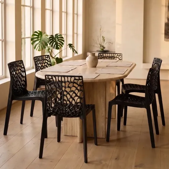 Silla Gruvyer Negro X6 Plástico Apilable Interior Exterior Comedor Living Salón Reforzada de Alta Calidad - Not Just Things