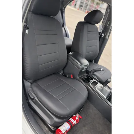 Fundas Premium Cuero Cubre Asientos Toyota Hilux 2026