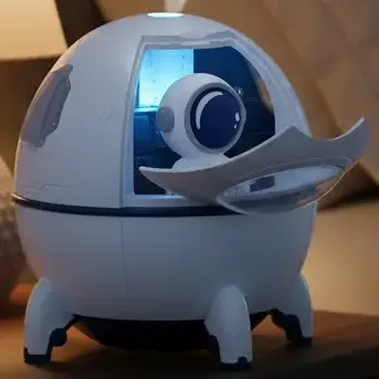 Humidificador De Ambientes Astronauta Difusor De Aroma Con Luz Led Aromaterapia Capsula Espacial Usb Silencioso
