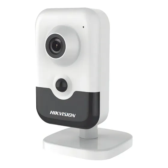 Cámara de seguridad Hikvision DS-2CD2423G0-I(W) Pro Series con resolución 2MP visión nocturna incluida