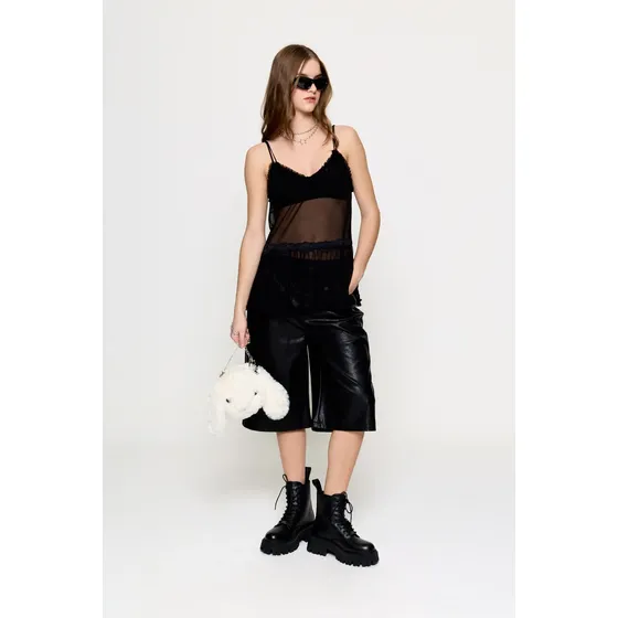 Bermuda Tuck Simil Cuero Mujer 47 Street
