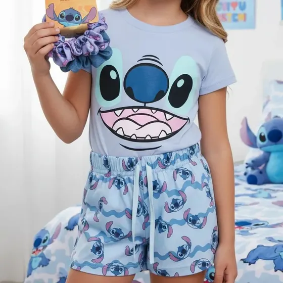 Pijama Stitch 2 Piezas + 3 Scrunchies Oficial Disney®