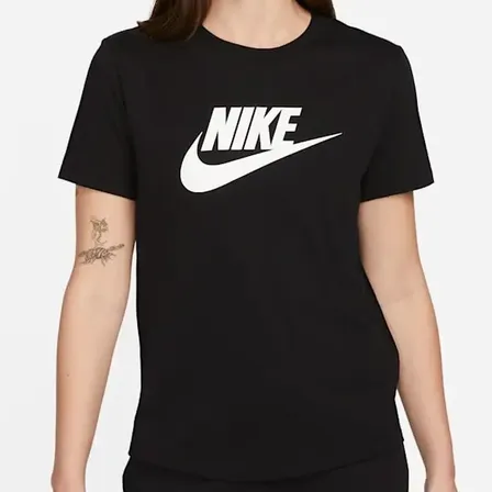 Remera Nike Sportswear Essentials Para Mujer Negro 10
