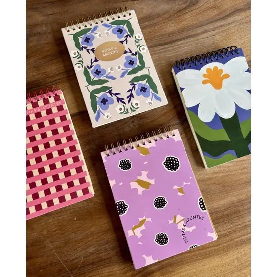 Libreta Anotador Flores 80 Hojas Rayada 16x11 Cm + Stickers
