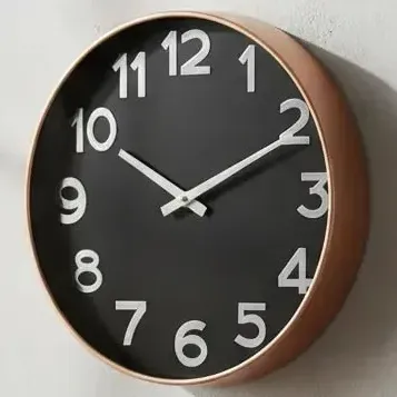 Reloj De Pared Bordo Con Negro Circular 30cm Bordó Negro