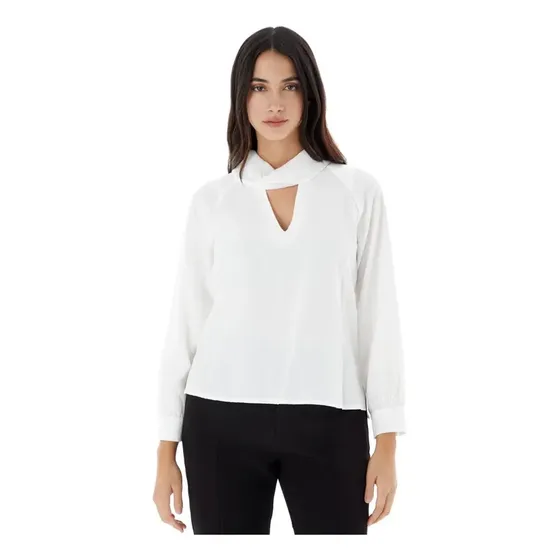Blusa De Seda Calce Recto Escote V Melissa Mujer Asterisco