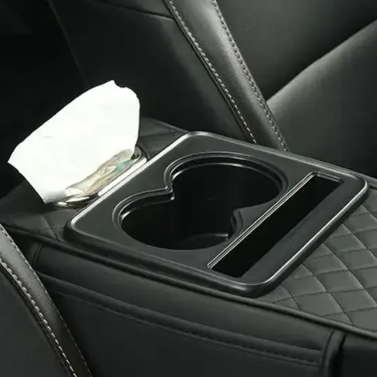 Organizador Apoyabrazos Para Auto Matelaseado Simil Cuero Con Porta Pañuelos
