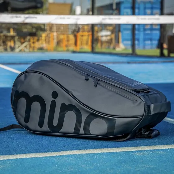 Bolso De Padel Mind Padel Total Black. Paletero Mind Padel