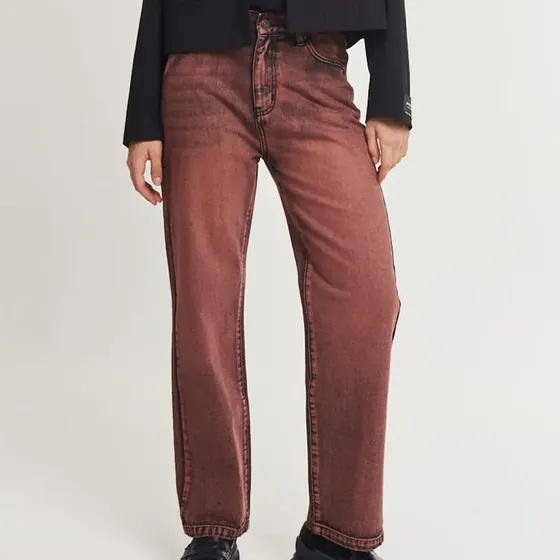 Jean Straight Cherry Mujer 47 Street