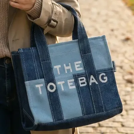Cartera Tote Mujer The Tote Bag Azul Jeans Bolsillo Correa Ajustable