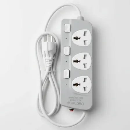 Zapatilla Eléctrica Universal Con Interruptores Individuales Blanco