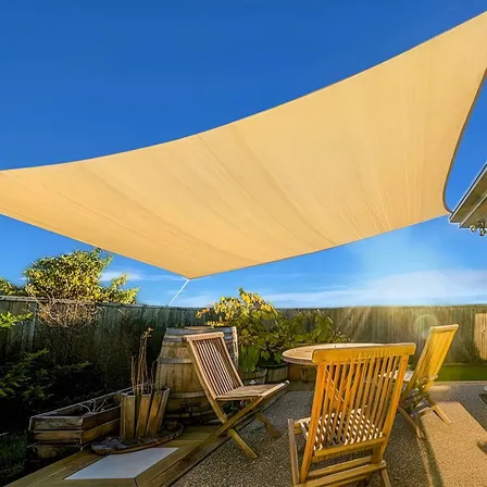 Triangulo Toldo Vela Beige 95% 4x5m
