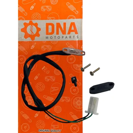 Bulbo Switch Freno Delantero Bajaj Boxer 150 India Orig/ Dna Negro