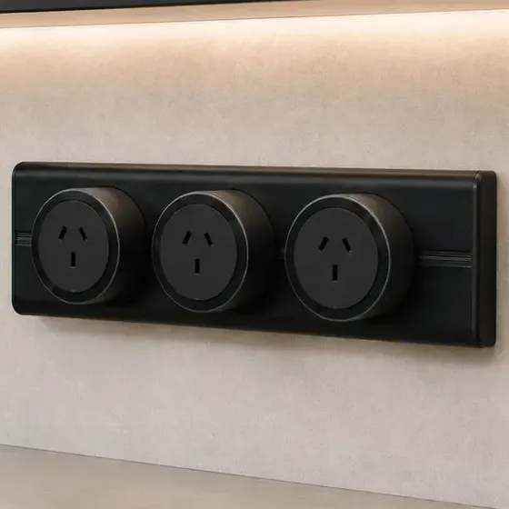 Kit Riel Eléctrico 30cm + 3 Enchufes Tomacorrientes Movibles Negro