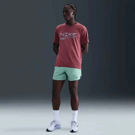 Shorts Nike Stride Para Hombre Verde Dm4755-017 Verde L
