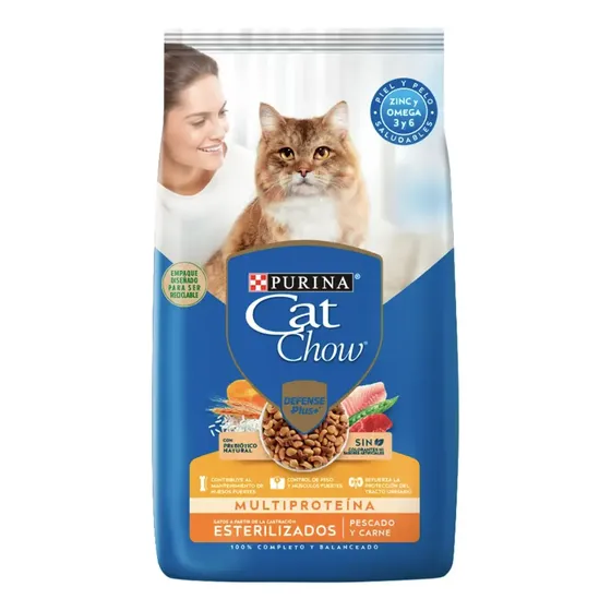 Alimento Cat Chow Defense Plus Esterilizados para gato adulto sabor pescado y carne en bolsa de 15 kg