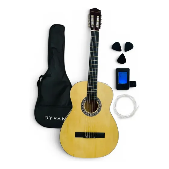 Guitarra Clásica Criolla Para Diestro Dyvan Con Accesorios Color Madera Natural
